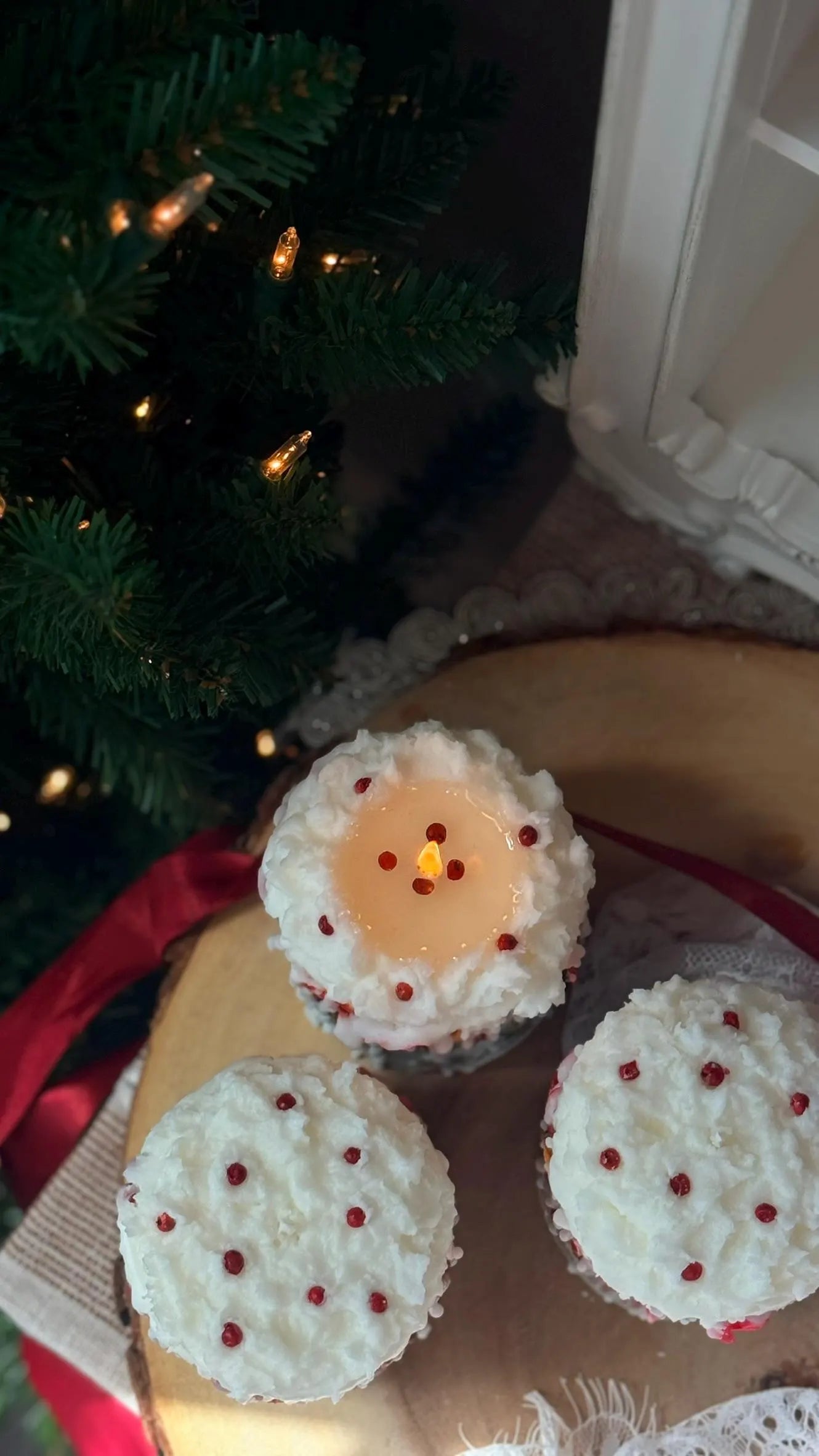 Christmas Candle: Rustic Holiday Decor with Fir Sprigs, Orange and Spices